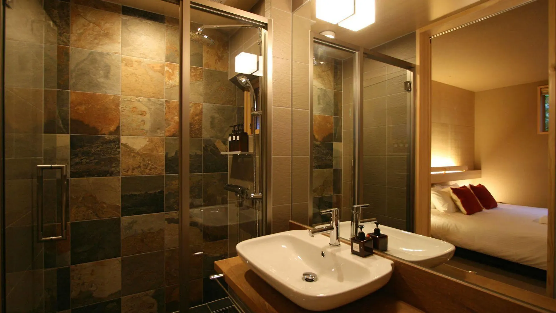 Fuyunoki Apartment Furano
